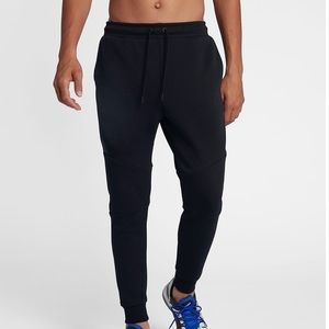 Nike Sportswear Tech Fleece